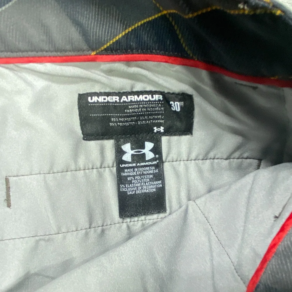 Under Armour Shorts Mens 30 Grey Chino Golf Plaid Check Performance Flat Front